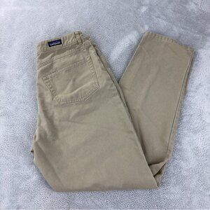 Patagonia Women's Size 31x30 Classic Straight Leg Beige Pants 100% Cotton